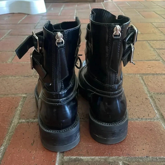 TAMARA MELLON Black Patent Leather Combat Boots Women' 38.5 Chunky - Picture 3 of 8